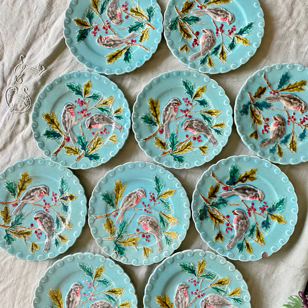 10 assiettes barbotine oiseaux