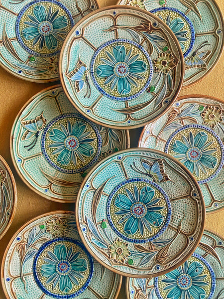 10 assiettes barbotine XIXeme