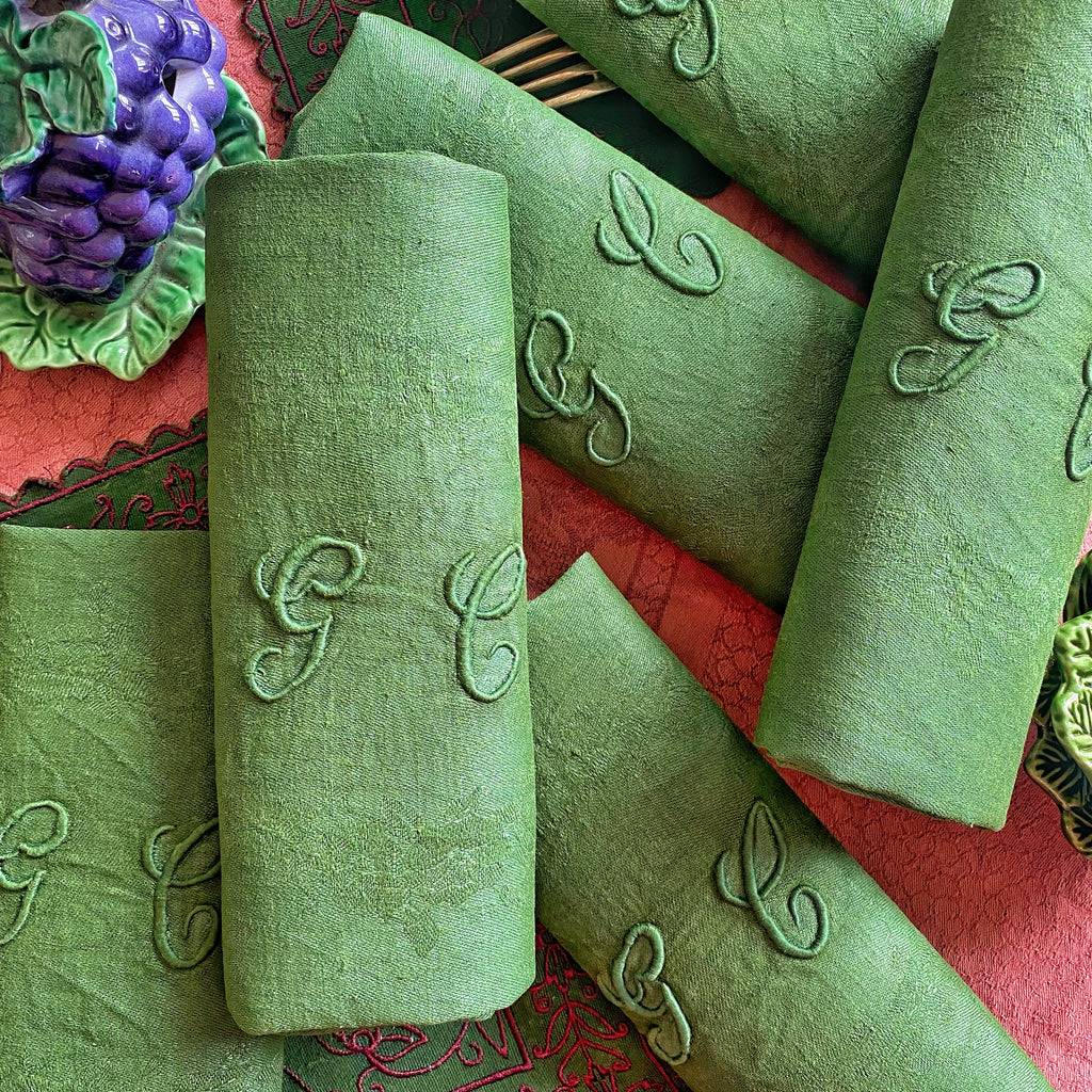 12 serviettes anciennes brodées