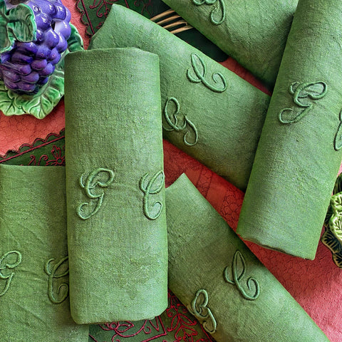 12 serviettes anciennes brodées