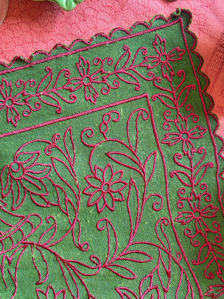 8 Sets de table brodés