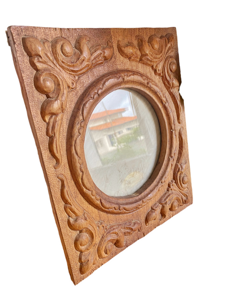 Cadre ancien bois sculpté
