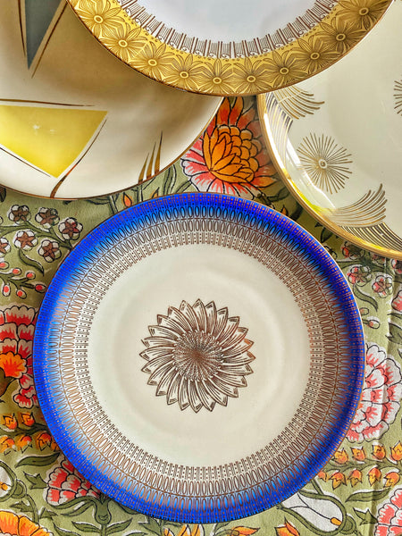 Lot de 11 assiettes à dessert en porcelaine