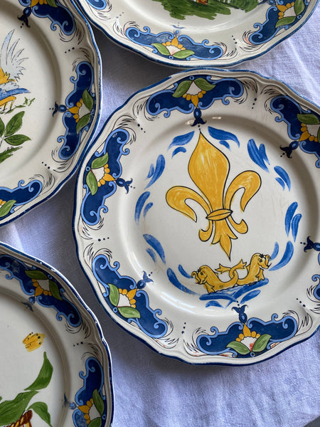 6 assiettes peintes à la main