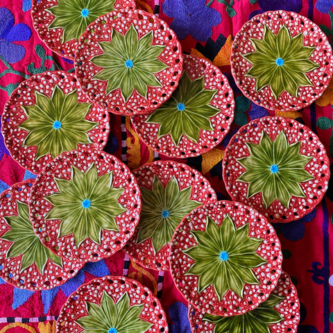 12 assiettes barbotine