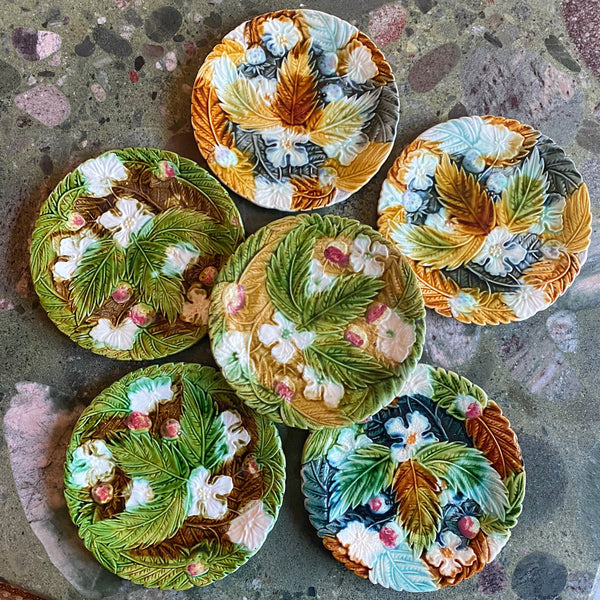 6 assiettes barbotine feuilles