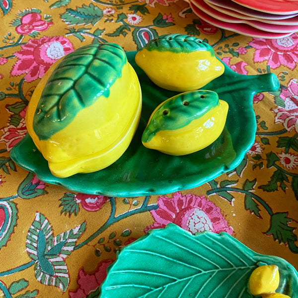 Ensemble Salière poivrière moutardier citrons vintage