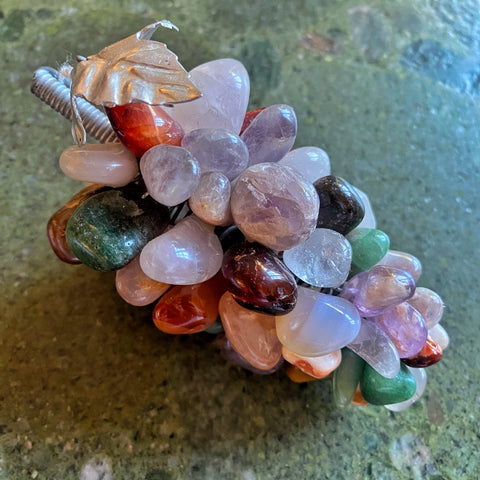 Grappe de raisin vintage en pierres multicolores