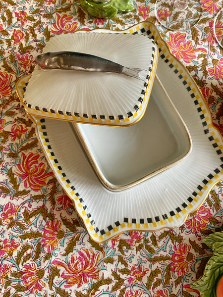 Boite ancienne sardine porcelaine