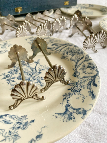 12 porte couteaux coquilles art deco