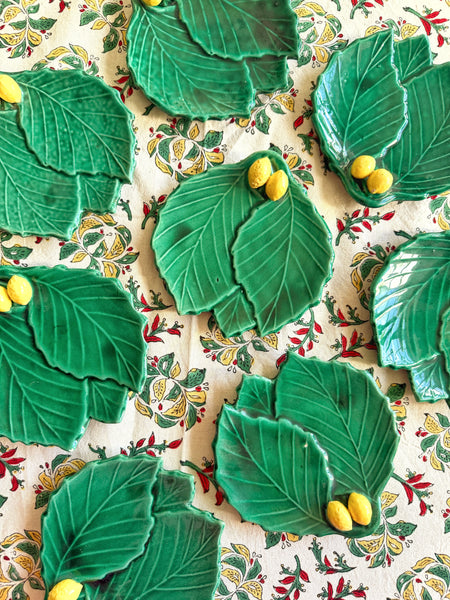 8 coupelles assiettes à pain