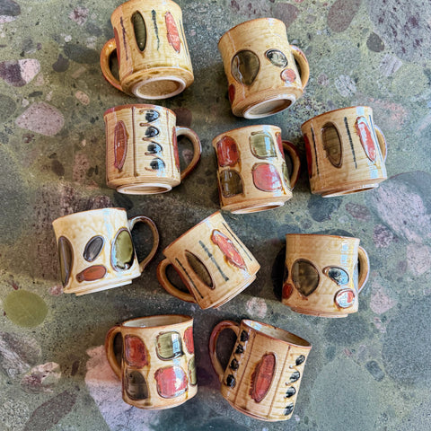 Lot de 10 tasses, céramique japonaise, 1960