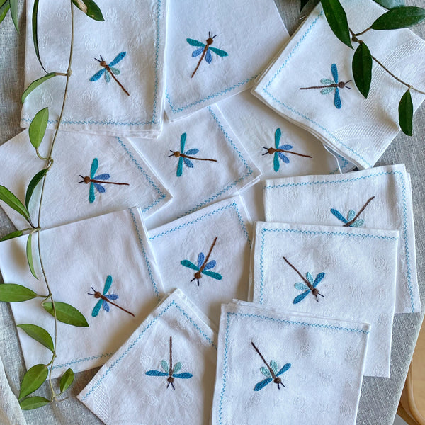 12 Serviettes brodées libellule