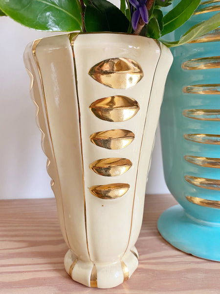vase art deco