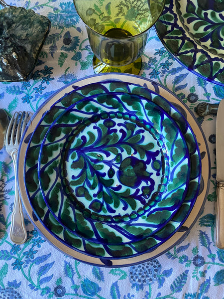 8 assiettes anciennes terre cuite vernissée