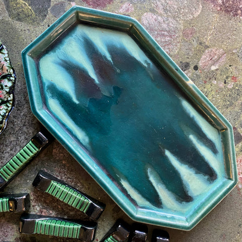 Plat art deco