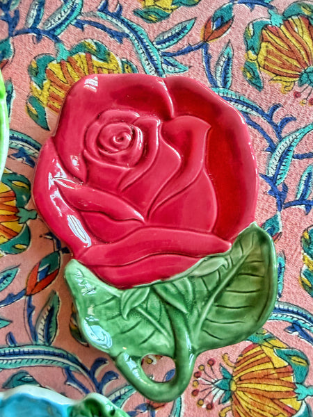 Ravier fleur barbotine