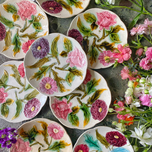 6 assiettes barbotine fleurs
