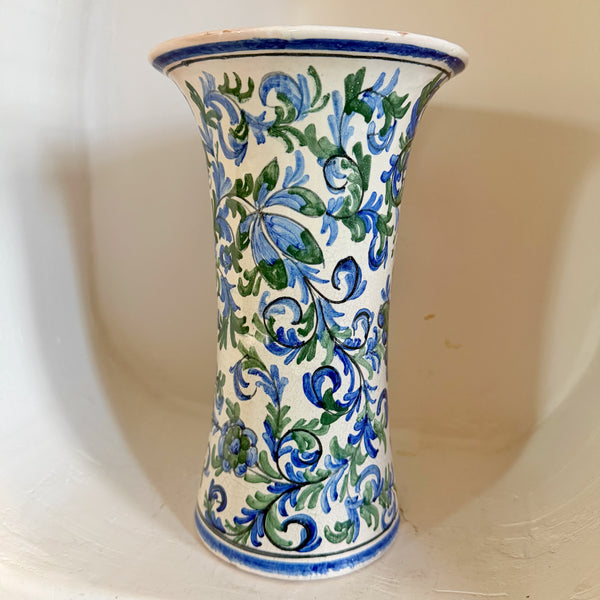 Vase ancien en faïence