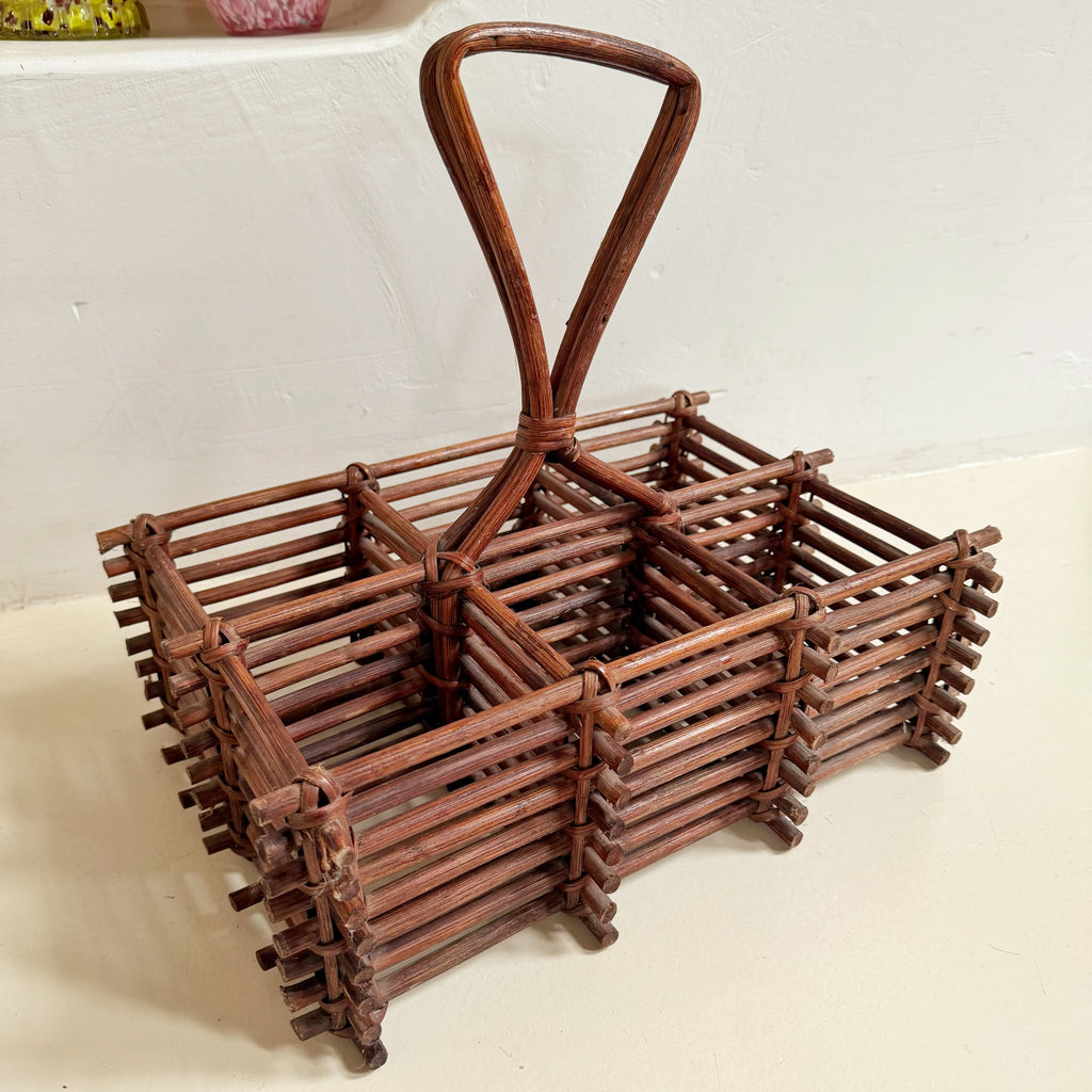 Porte bouteilles vintage en rotin