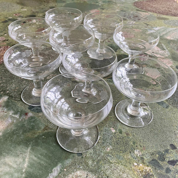 9 coupes à champagne