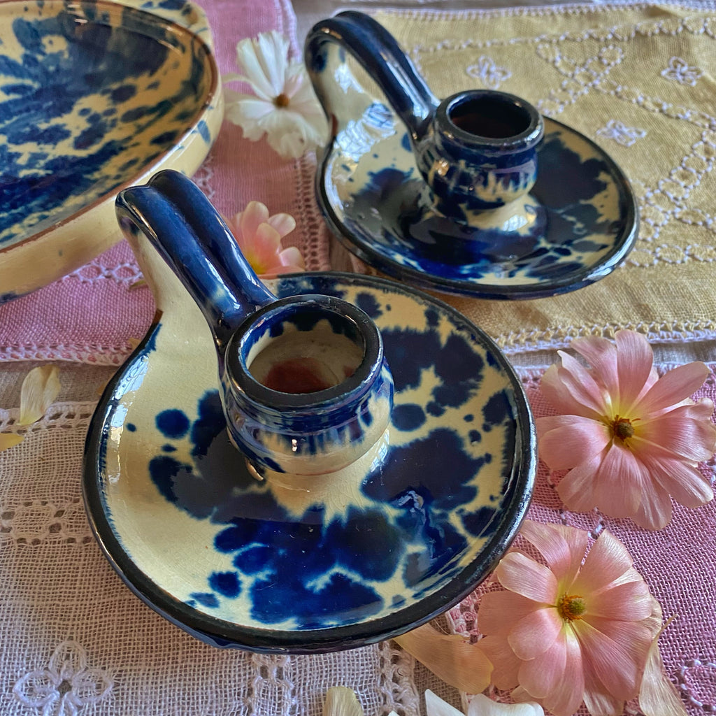 Paire de bougeoirs artisanaux