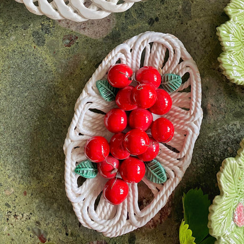 Panier cerise trompe l’œil