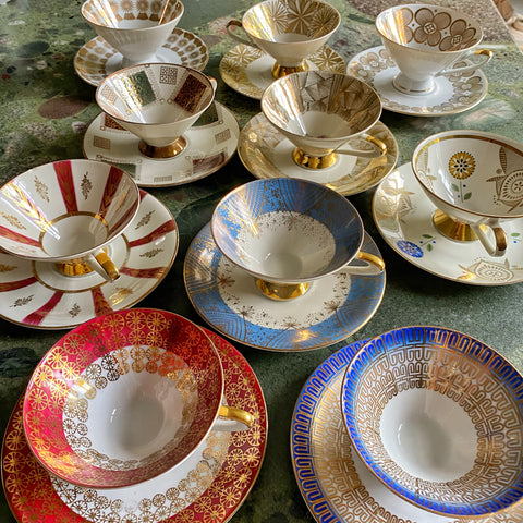 Ensemble de 10 tasses porcelaine