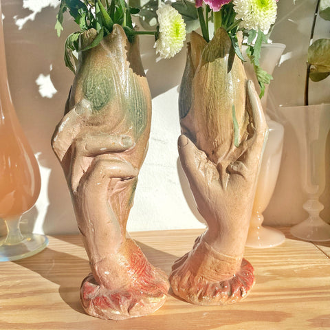 Vase main ancien