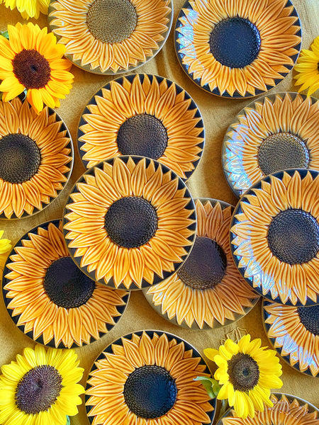 12 assiettes barbotine tournesol