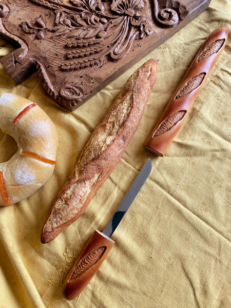 Couteau à pain trompe l’œil