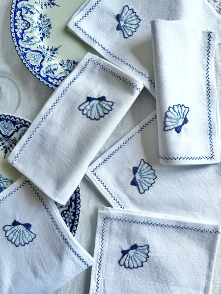 6 serviettes brodées coquillage