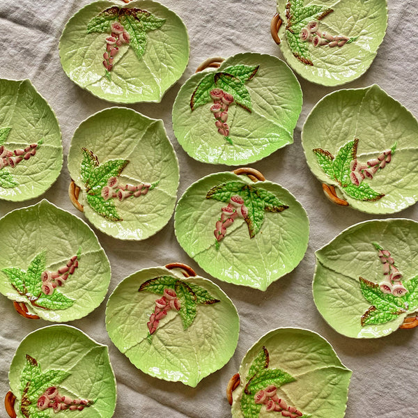 12 assiettes à pain faïence anglaise