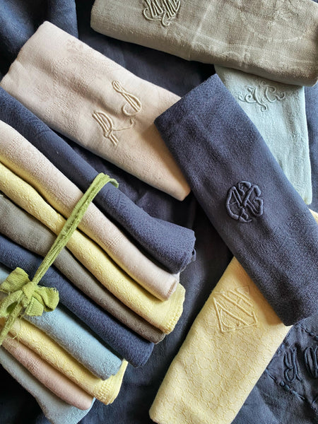 Lot « Aurore » 12 serviettes anciennes