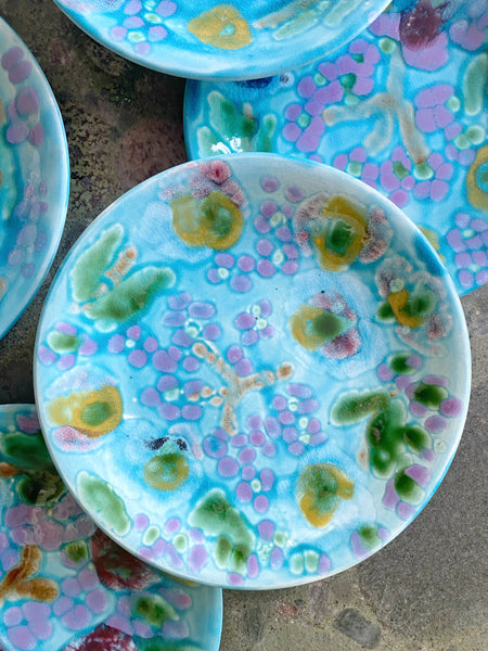 Ensemble plat et 6 assiettes artisanales