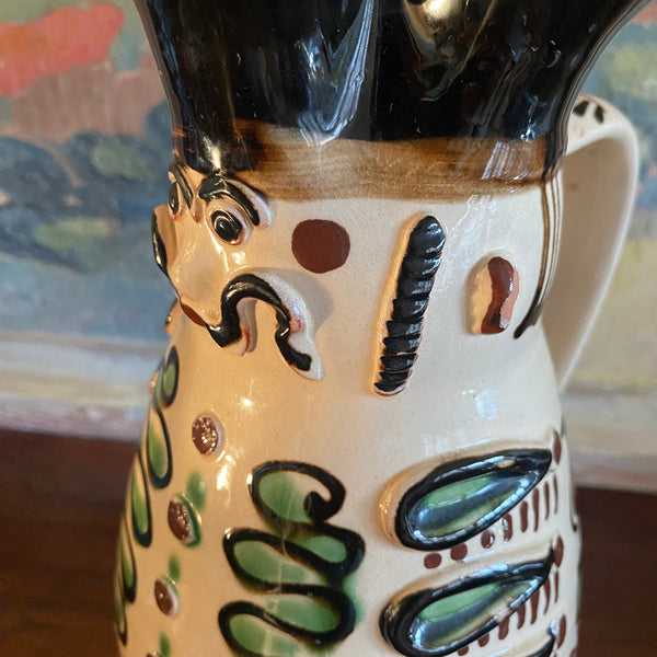 Pichet anthropomorphe