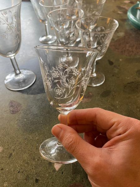 8 verres vintage décorés