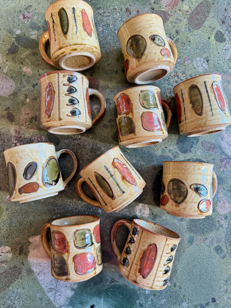 Lot de 10 tasses, céramique japonaise, 1960