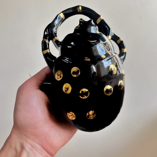 Scarabée art deco vase mural