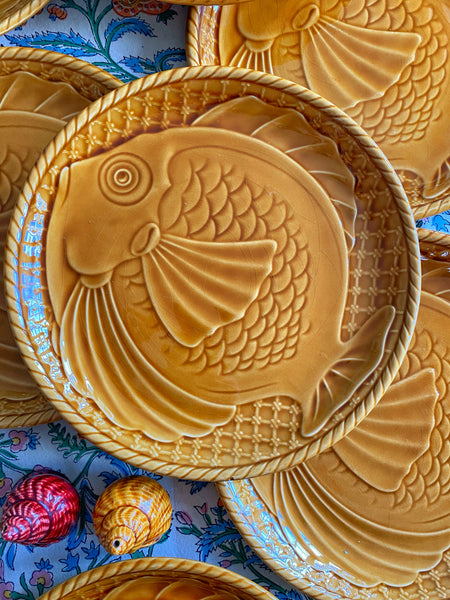 11 assiettes poisson Gien