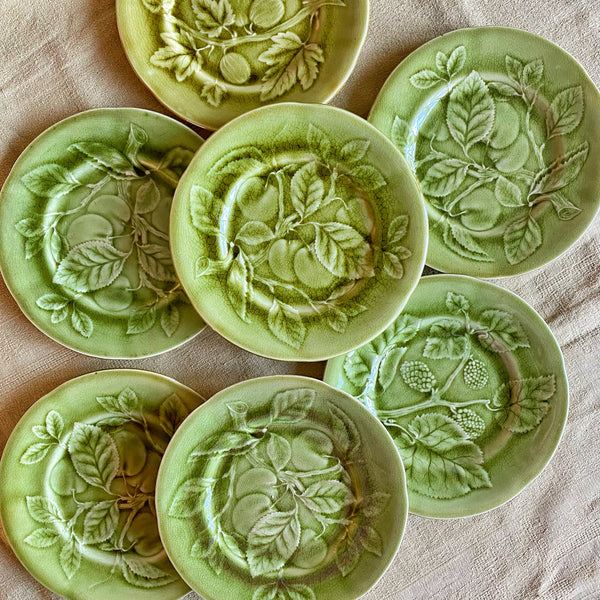 7 Assiettes barbotine Choisy le roi