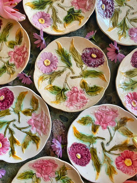 8 assiettes barbotine XIXeme