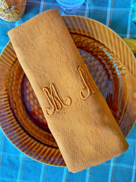 6 serviettes anciennes brodées