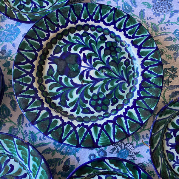 8 assiettes anciennes terre cuite vernissée