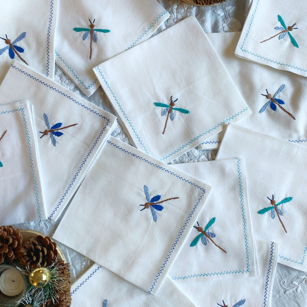 12 Serviettes brodées libellule