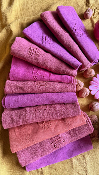 11 serviettes anciennes brodées