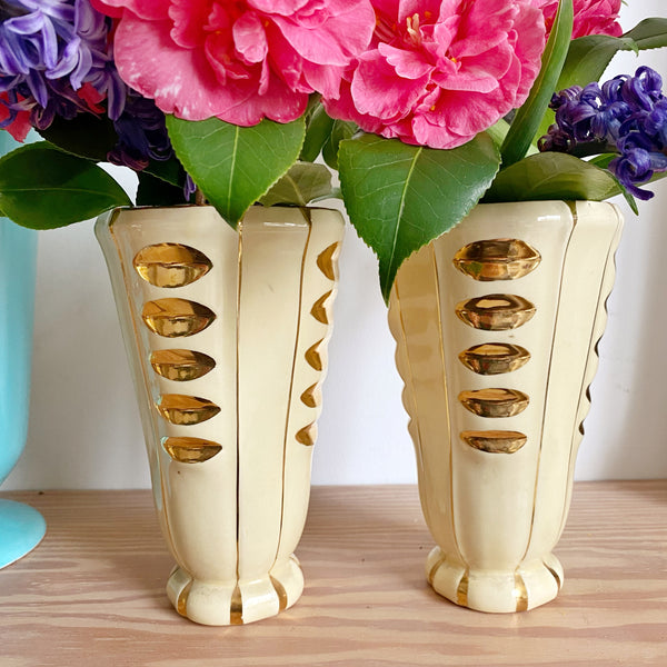 vase art deco