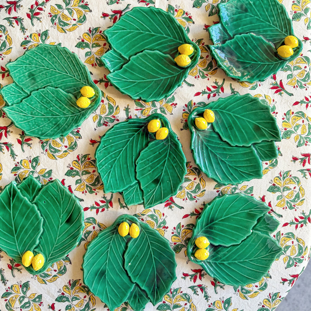 8 coupelles assiettes à pain
