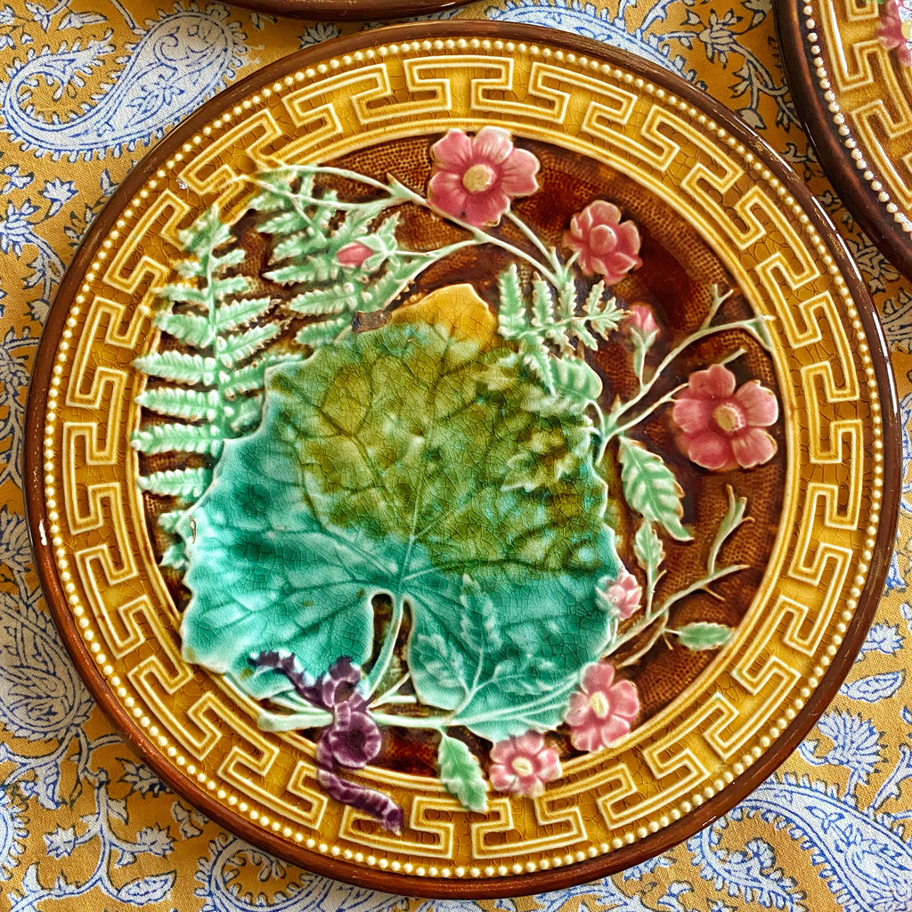 6 assiettes barbotine Choisy le Roi