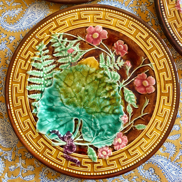 6 assiettes barbotine Choisy le Roi